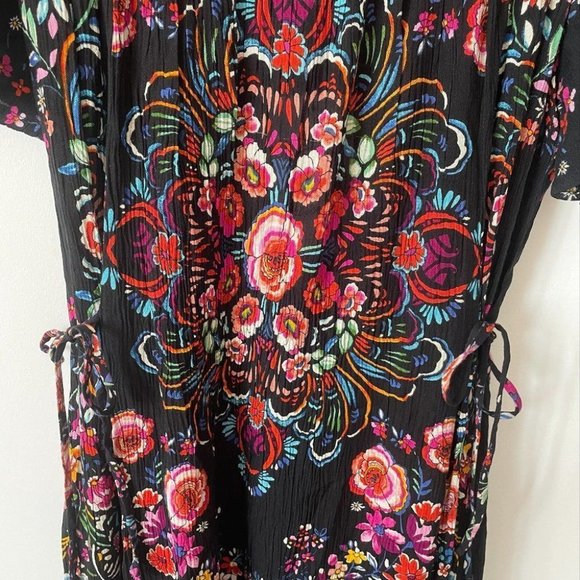 Patrons of Peace Floral Off-Shoulder Dress - Black and Pink - Picture 4 of 7